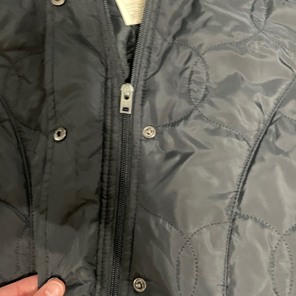 A new day NWT black woman’s lightweight jacket size small. - Picture 3 of 5